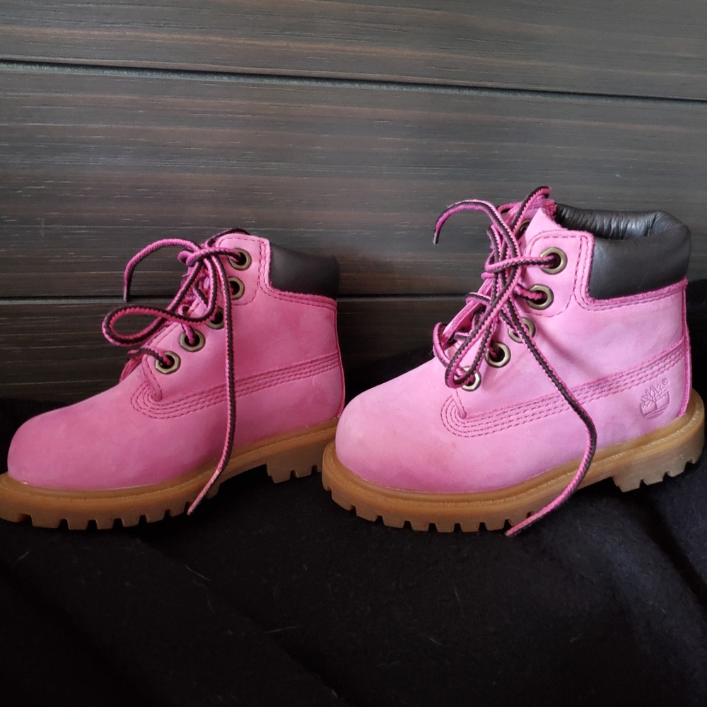 💕 Pink Timberlands